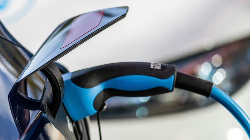 Course Image Brandschutz für Lithium-Ionen-Akkus und E-Mobilität – Neue Herausforderungen meistern 10.12.2025